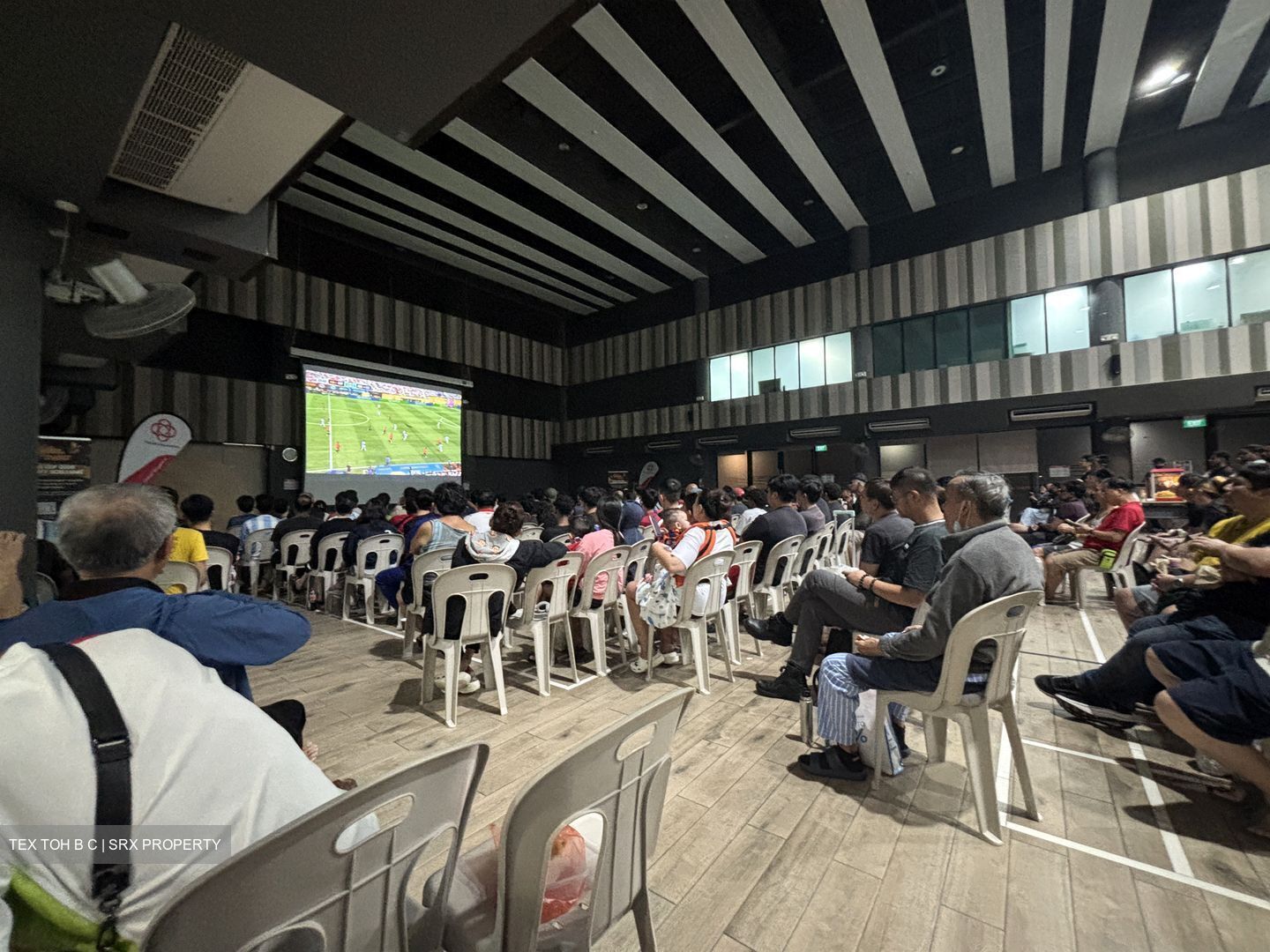 Boon Lay Shopping Centre (D22), Shop House #589078971